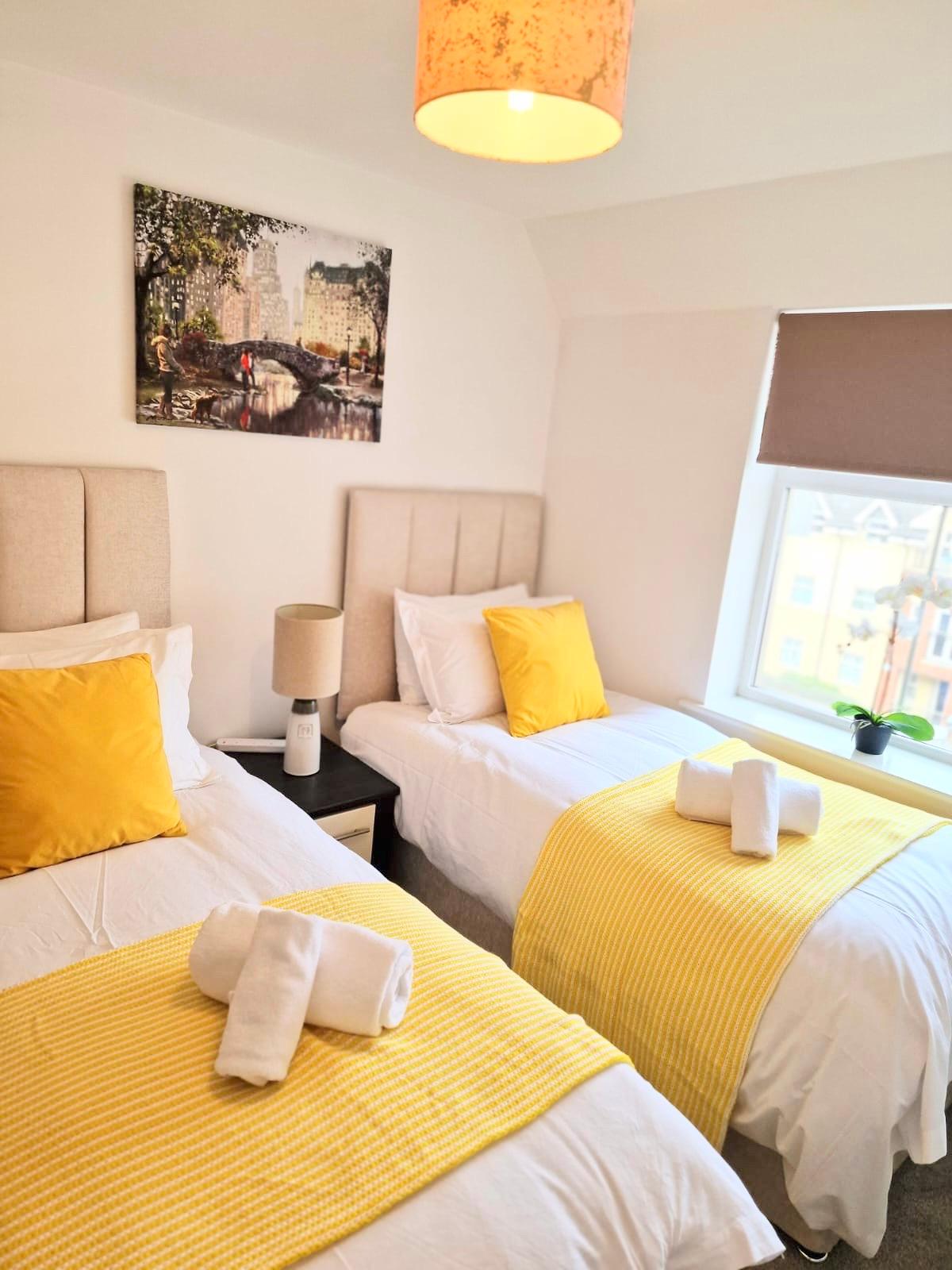 White Orchid Property Relocation Ltd - 2 Bed Apartment Old Town Stevenage